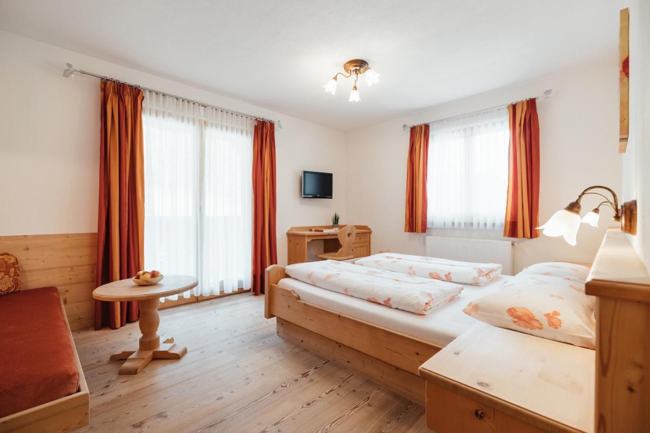 Garni Ciasa Urban Aparthotel Бадия Екстериор снимка