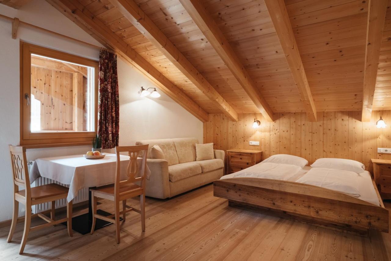 Garni Ciasa Urban Aparthotel Бадия Екстериор снимка