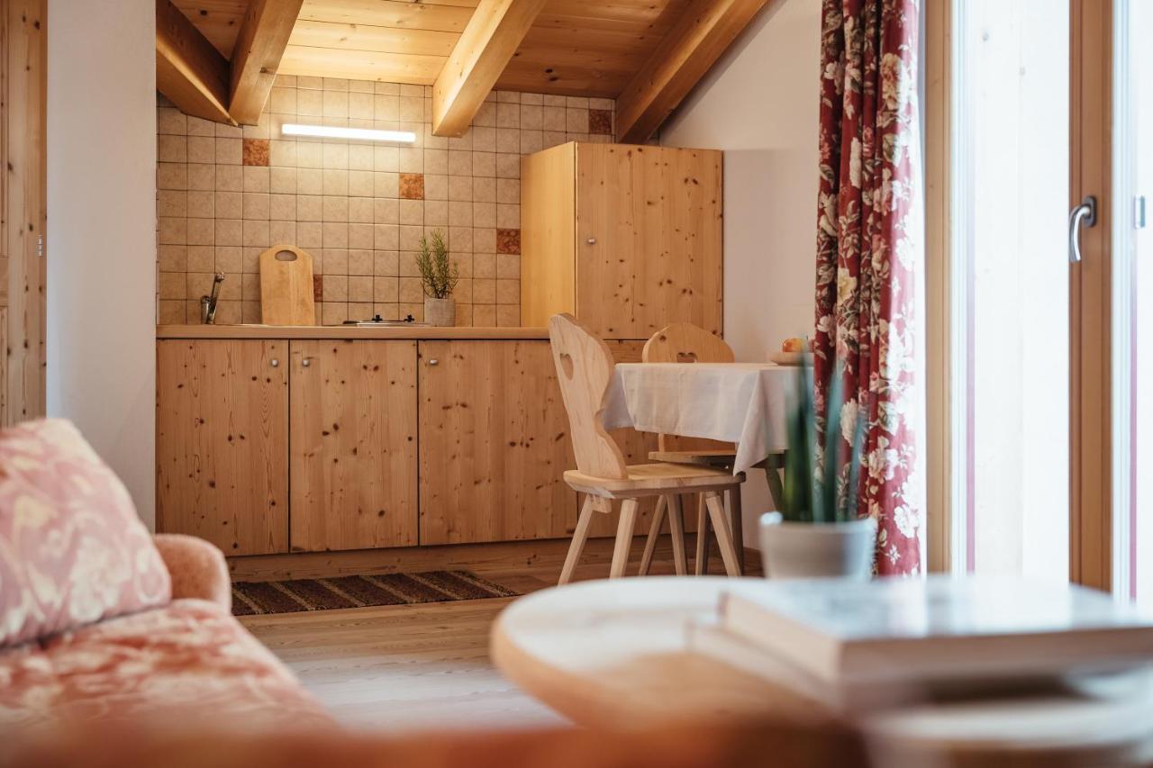 Garni Ciasa Urban Aparthotel Бадия Екстериор снимка