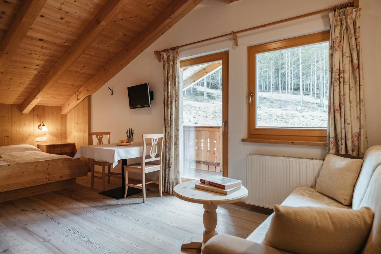 Garni Ciasa Urban Aparthotel Бадия Екстериор снимка