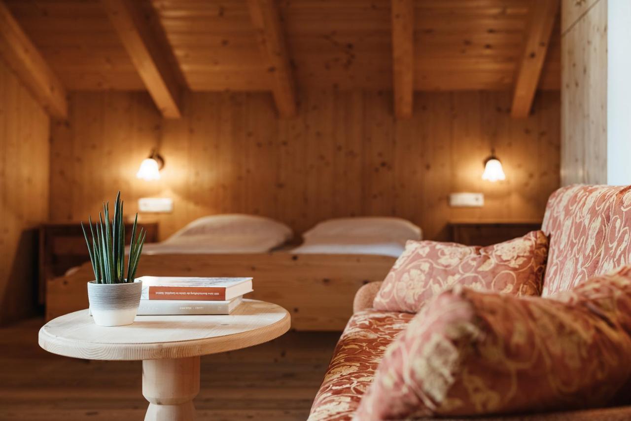 Garni Ciasa Urban Aparthotel Бадия Екстериор снимка